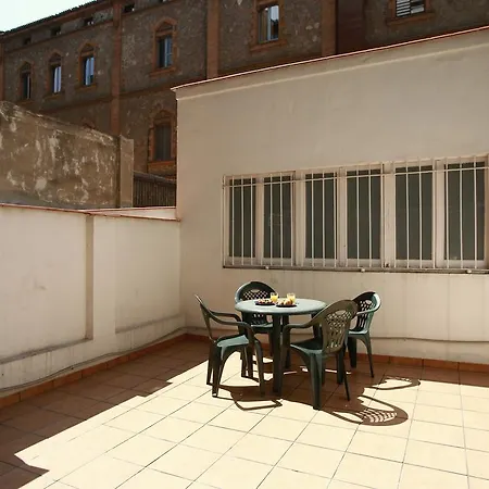 Rent4Days Sagrada Familia Apartments * Barcelona