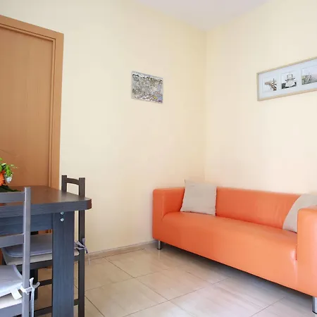 Rent4Days Sagrada Familia Apartments * Barcelona