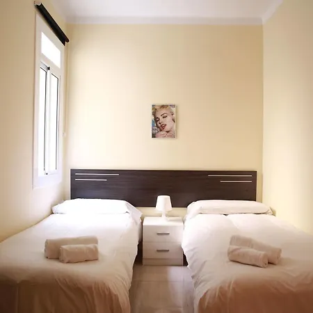 Rent4Days Sagrada Familia Apartments Apartment